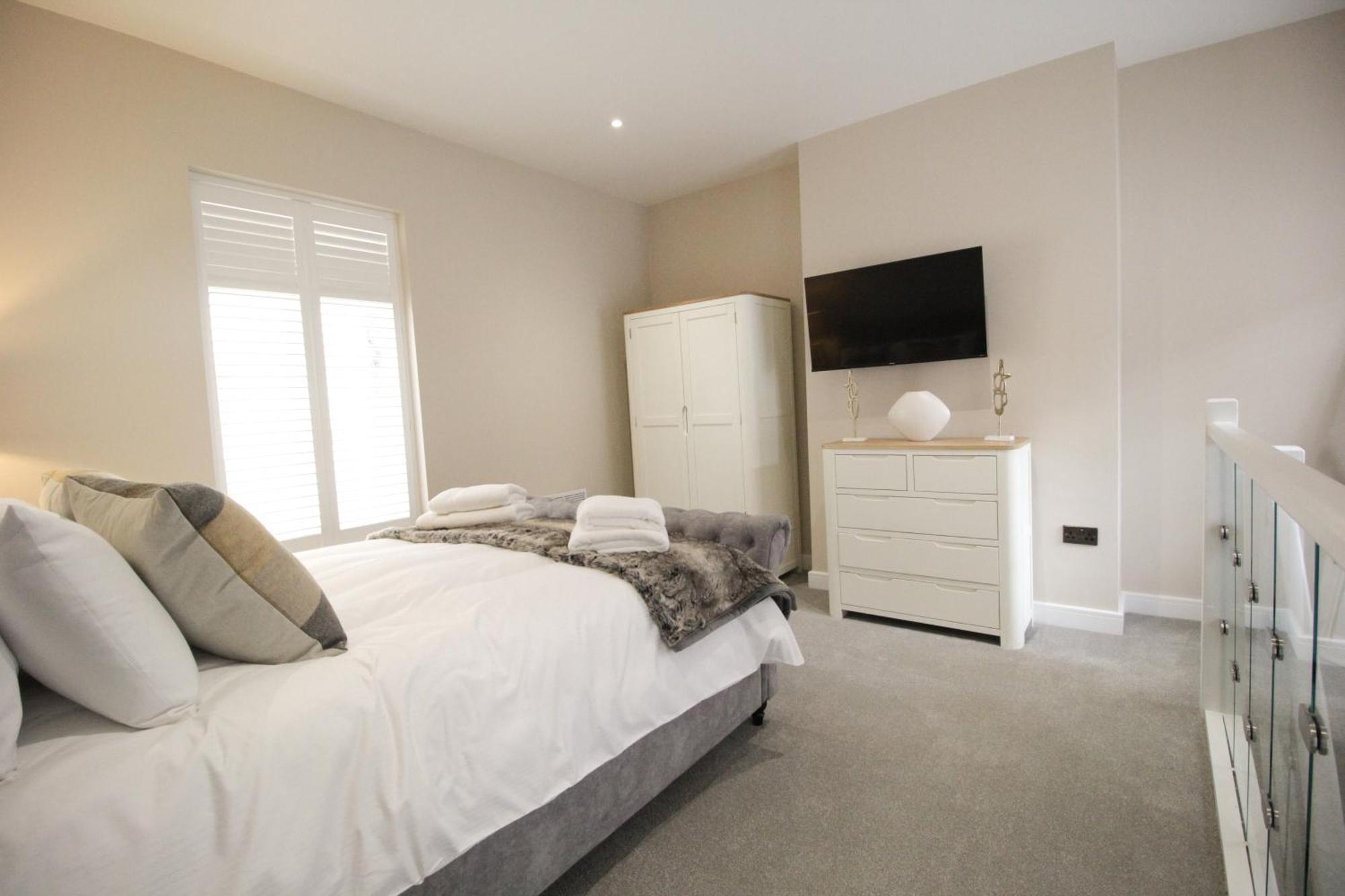 Ashbourne Luxury Suites Buitenkant foto